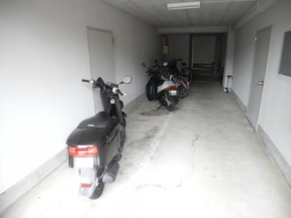 ウィスタリアマンションⅡの駐車場|※同間取り他号室のお部屋の写真です※現況を優先します※