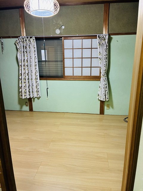 多治見市明和町5丁目　事務所付き中古住宅の洋室|6帖洋室
