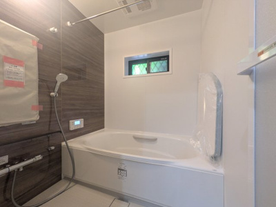 【浴室】 | リフォーム済み三ツ和三丁目中古戸建 | お風呂はすべて入れ替え、新品です