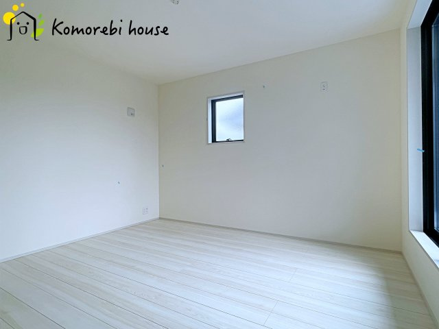 蓮田市椿山　第１０　新築一戸建て　リーブルガーデン　01の寝室|26.8.22　撮影済み