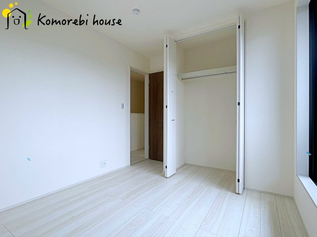 蓮田市椿山　第１０　新築一戸建て　リーブルガーデン　01の洋室|26.8.22　撮影済み