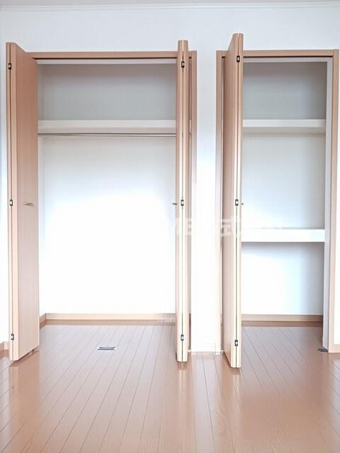 ボヌールＡの収納|室内収納が豊富にあるのでたっぷり収納することができます◇