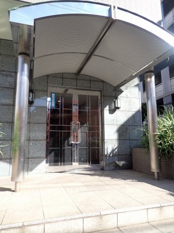 菱和パレス小石川後楽園のエントランス
