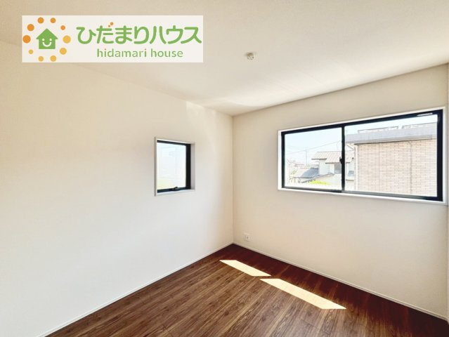 【洋室】 | 第3土浦市並木　新築戸建 | 窓が多く、明るい空間を演出してくれます(*^^*)