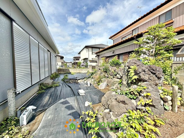 久喜市菖蒲町菖蒲　中古一戸建ての庭