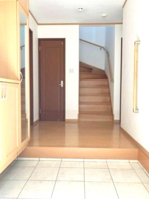 【玄関】 | 日吉町戸建