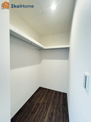 神戸市西区王塚台６丁目　全５棟　１号棟　新築戸建の収納|【ホームページに現地動画掲載中】●年中無休：当日予約可●広々としたウォークインクローゼットです♪