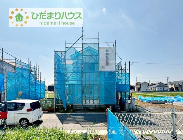 【外観】 | 筑西市市野辺25-P1　新築戸建　2号棟 | 近隣の物件もまとめてご案内できます(*^^)
お気軽にお問い合わせください♪