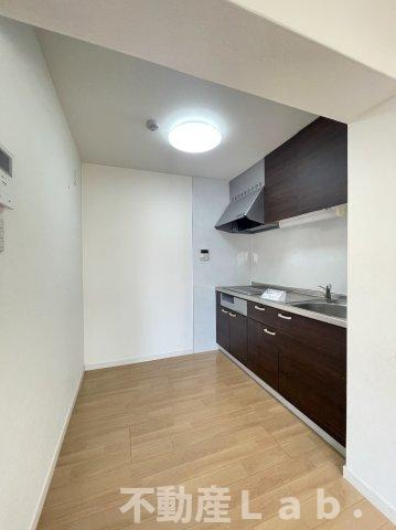 アーバンクレストＩＩＩの居間・リビング|※同建物他部屋のお写真です。