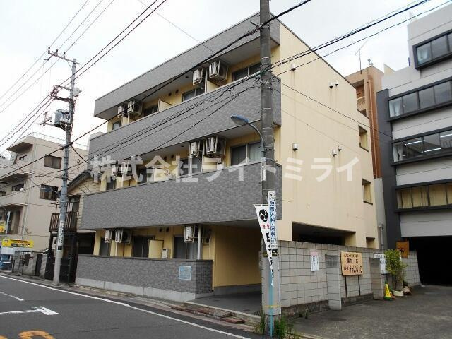 ａｐｒｉｒｅ（アプリーレ）の外観|３階建て 