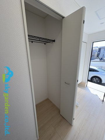 寒川町一之宮第52　新築戸建　全１棟の収納|1階廊下の収納