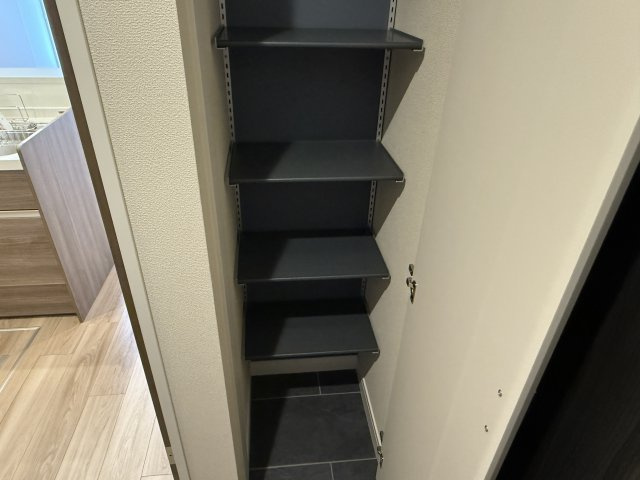 パレス新井薬師の玄関