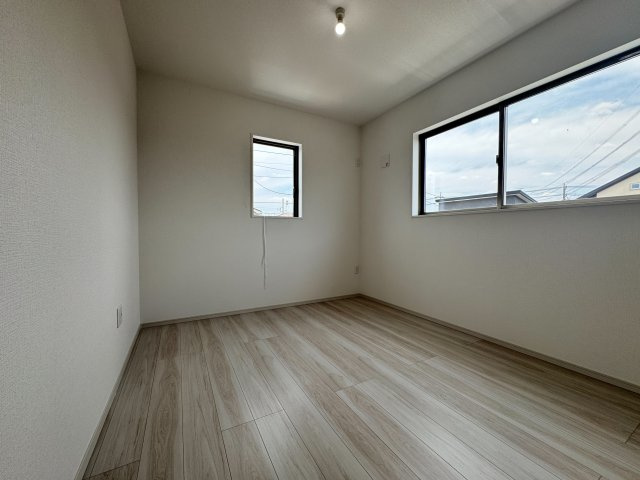 狭山市北入曽戸建の洋室