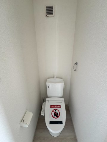 狭山市北入曽戸建のトイレ