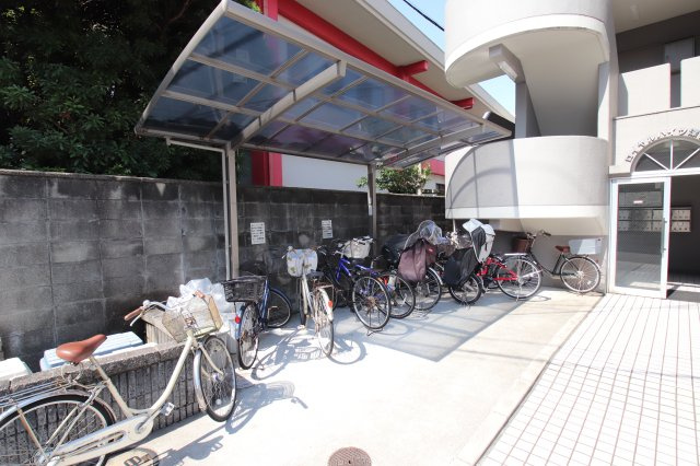【その他共用部分】 | ロイヤルハイツ深井清水 | 駐輪場
