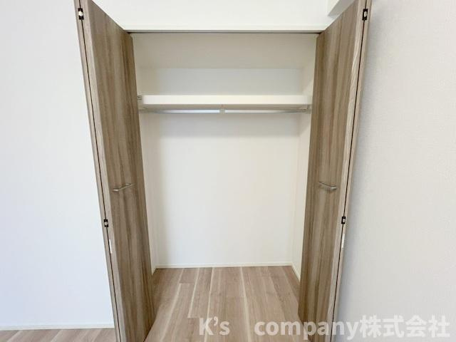 ◎藤沢市片瀬海岸1丁目　シルフィード湘南の収納|洋室5帖の収納スペース◇