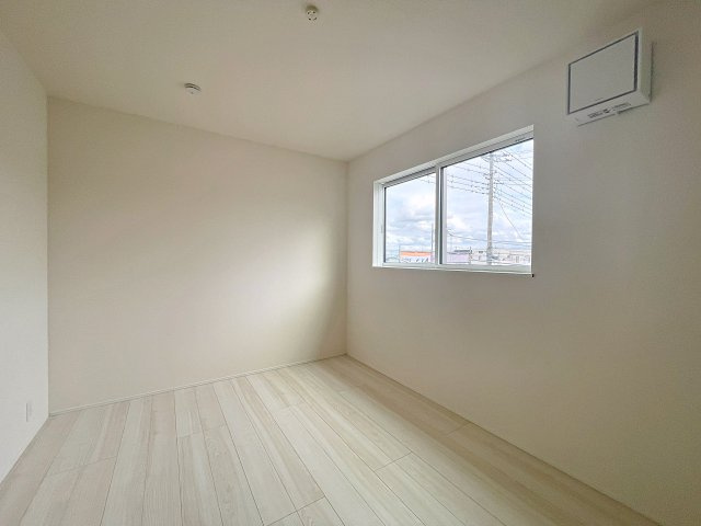 新築戸建・新築建売　玉村町斎田第2期　玉村小学校・玉村中学校の洋室|落ち着きのある空間で自分だけのプライベートな時間をお過ごしください！