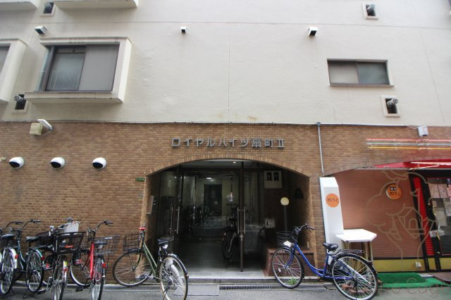 ロイヤルハイツ扇町Ⅱのエントランス