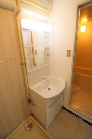 ロイヤルハイツ扇町Ⅱの洗面所