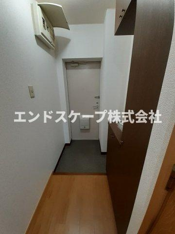 サニーホームズ　Ｂの玄関|高崎、前橋のお部屋探しはエンドスケープまで！お客様の理想お聞かせ下さい♪