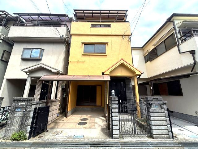 富田林市西板持町７丁目の一戸建て