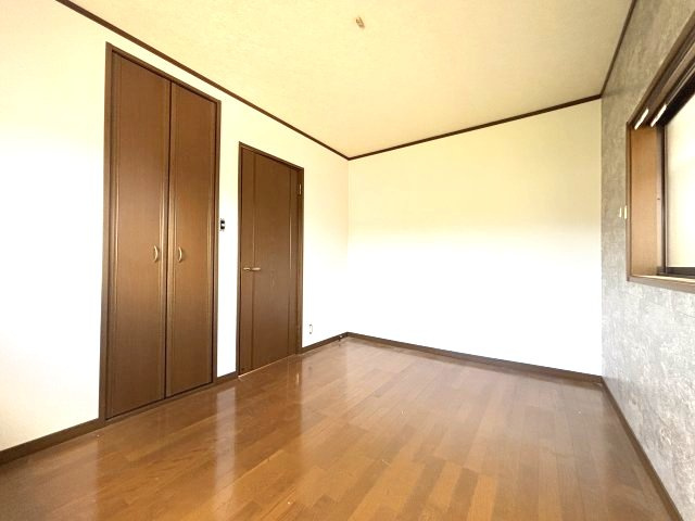 富田林市西板持町７丁目の一戸建ての洋室
