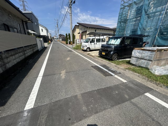 新築　前橋市光が丘町　Heartful　Town　A号棟の前面道路含む現地写真|現地写真　南側接道幅員約5ｍ
