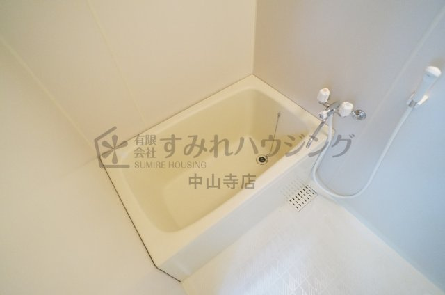 ツインパレス北伊丹の収納|参考、同建物・同間取りの号室