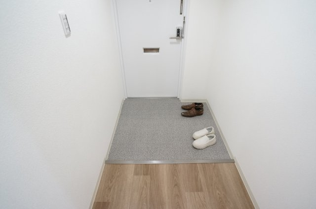 ツインパレス北伊丹の玄関|参考、同建物・同間取りの号室