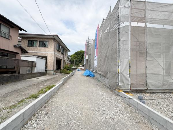 里第3-1号棟の前面道路含む現地写真|前面道路含む現地（2026年5月撮影）