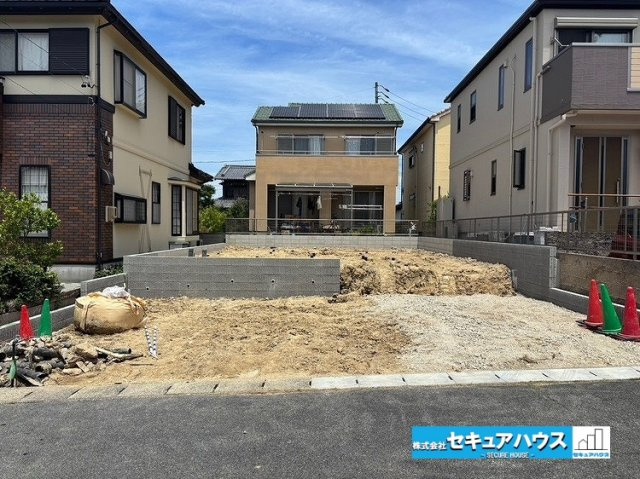 【今からご案内可能】東郷町清水三丁目　全1棟の前面道路含む現地写真|事前予約にて現地ご見学いただけます！お気軽にお問い合わせください♪
■株式会社　セキュアハウス■
住宅ローンに強く、知識、経験豊富なスタッフ在籍
お客様に寄り添い、ご成約後もサポート致します。　　　　