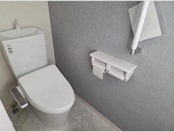 リーブルファイン高畑　1号棟のトイレ|落ち着いたトイレです