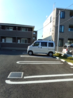 【駐車場】 | イルミナーレＢ
