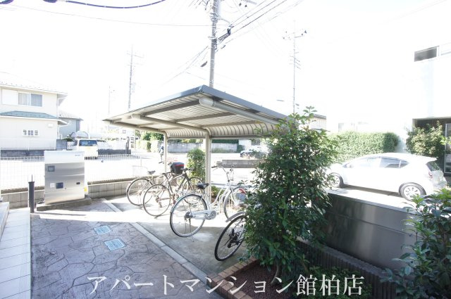 イルミナーレＢのその他