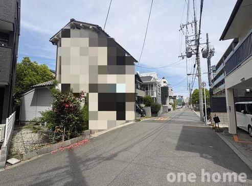 塚本1丁目土地の前面道路含む現地写真|◆土地面積：101.52㎡（公簿）
◆前面道路幅員：約6m、間口：広々約10.26m
