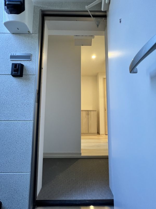 MELDIA東大宮Ⅳの玄関
