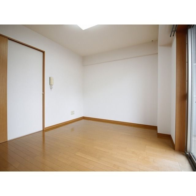 プレール 川越の洋室