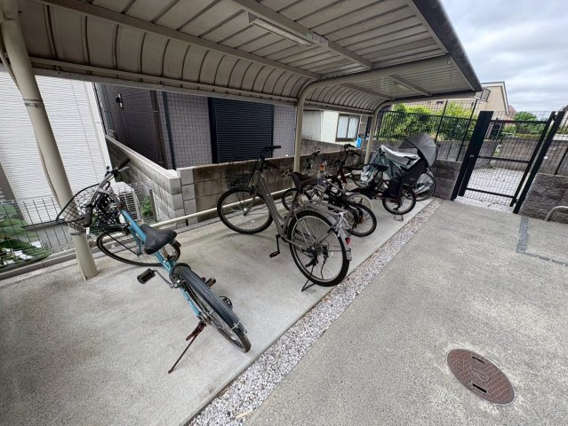 府中市住吉町２丁目のアパートのその他共用部分