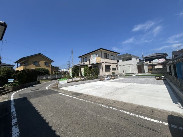 新築　高崎市倉賀野町　Heartful　Town　A号棟の前面道路含む現地写真|現地写真　南側接道幅員約4.3ｍ