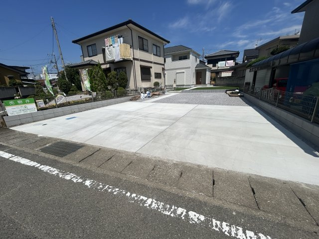 新築　高崎市倉賀野町　Heartful　Town　A号棟の駐車場|現地写真　駐車スペースは並列2台+2台分可能です！
