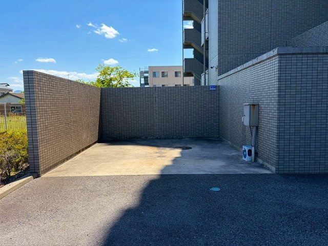 ■□フローレンス米原グランドアーク□■のその他|マンション住戸専用の洗車場になります。
とても便利です〇