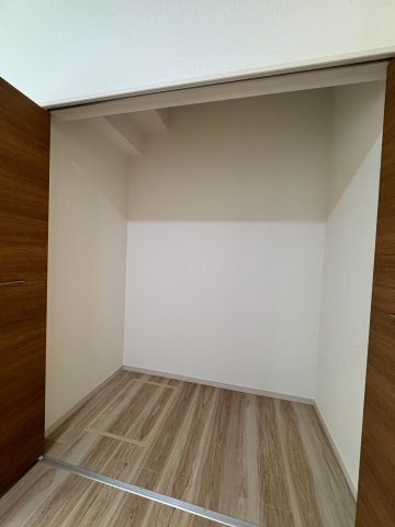 狭山市北入曽戸建の収納