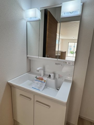 狭山市北入曽戸建の独立洗面台