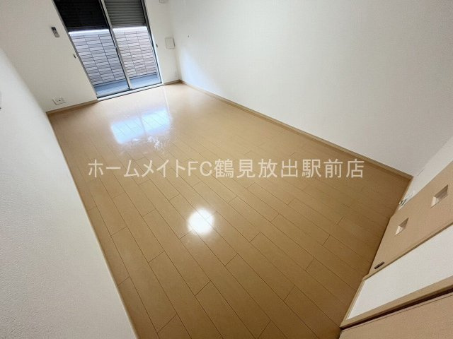 大阪市鶴見区鶴見３丁目のアパートの洋室