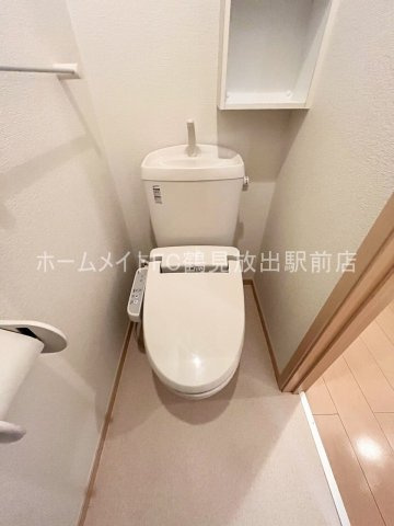 大阪市鶴見区鶴見３丁目のアパートのトイレ