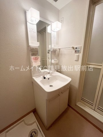 大阪市鶴見区鶴見３丁目のアパートの独立洗面台