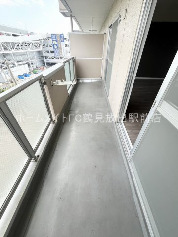 東大阪市稲田上町２丁目の賃貸マンションのバルコニー
