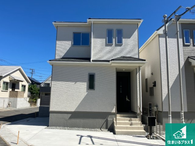 神戸市垂水区桃山台　新築一戸建ての外観|安心の10年保証！外観を美しく保ち、雨水で汚れを落とします！気になることがありましたら、お気軽にお問い合わせください！