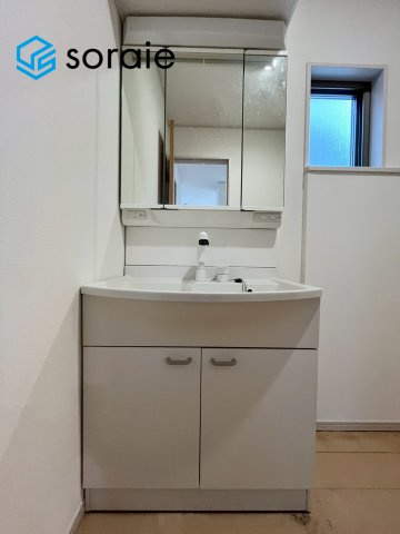 入間市久保稲荷　中古戸建の独立洗面台|5/24撮影
