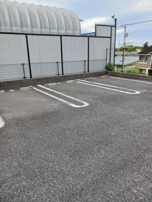 【駐車場】 | エヴァーグリーン | 駐車場です